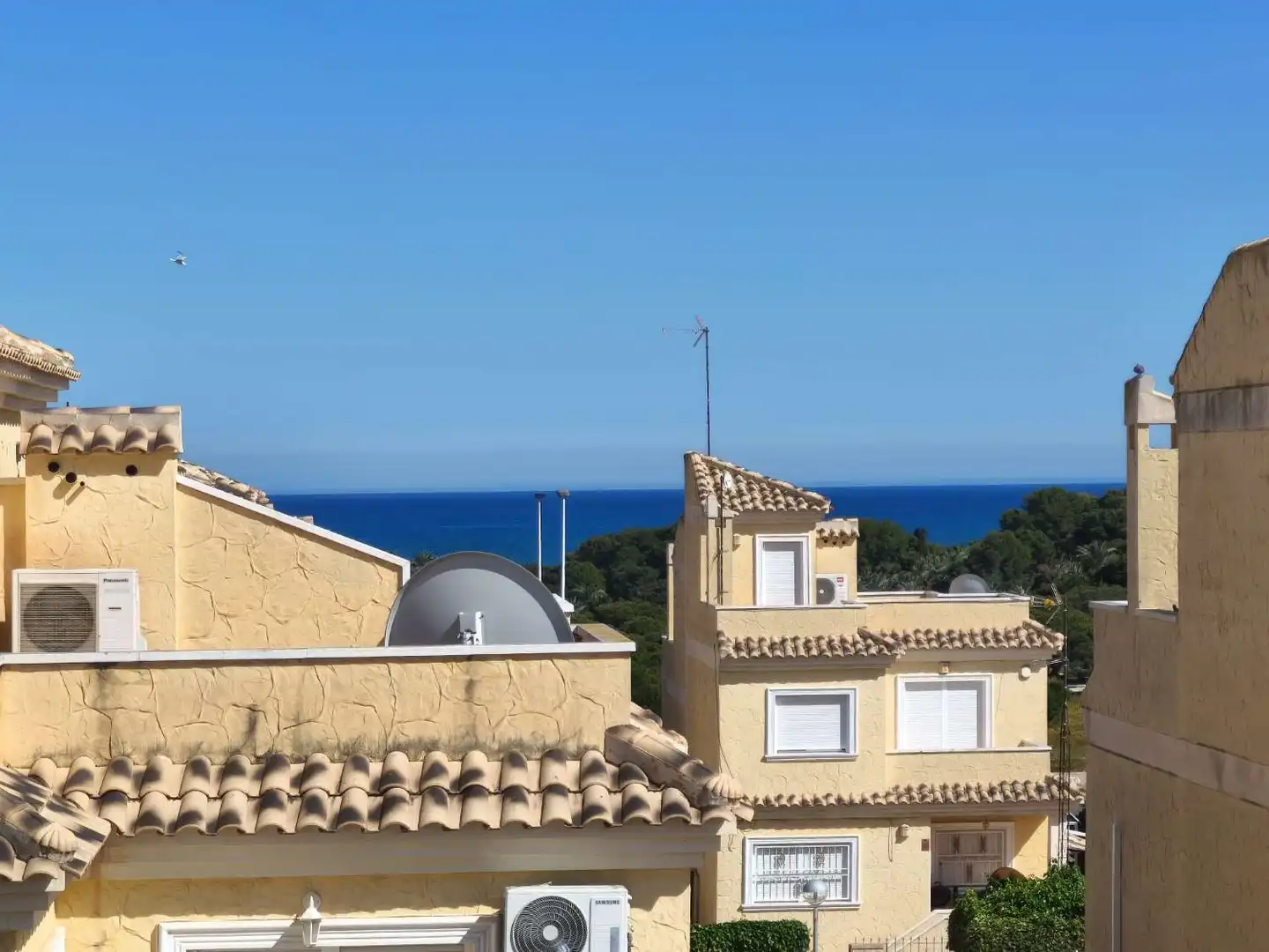 Vista exterior de Dúplex en venda en Torrevieja amb Aire condicionat, Calefacció i Terrassa