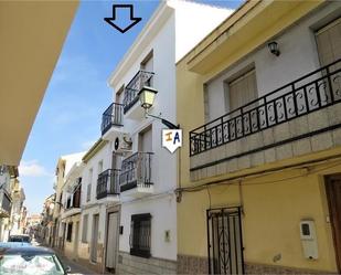 Vista exterior de Casa adosada en venda en Alcaudete amb Aire condicionat, Terrassa i Traster