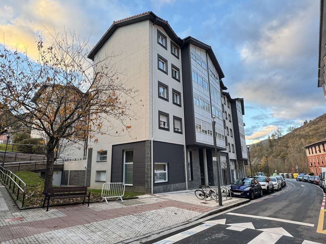 Vista exterior de Piso en venta en Urretxu con Calefacción y Trastero