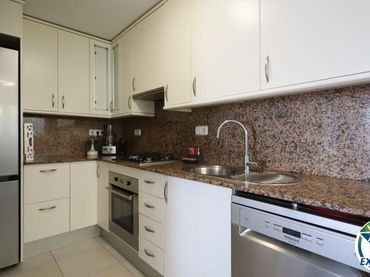 Casa pareada con balcón en venta en Carretera Port de la Selva
