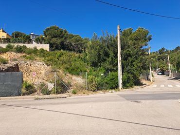 Terreny residencial en venda a Costa Cunit - Els Jardins - Els Rosers