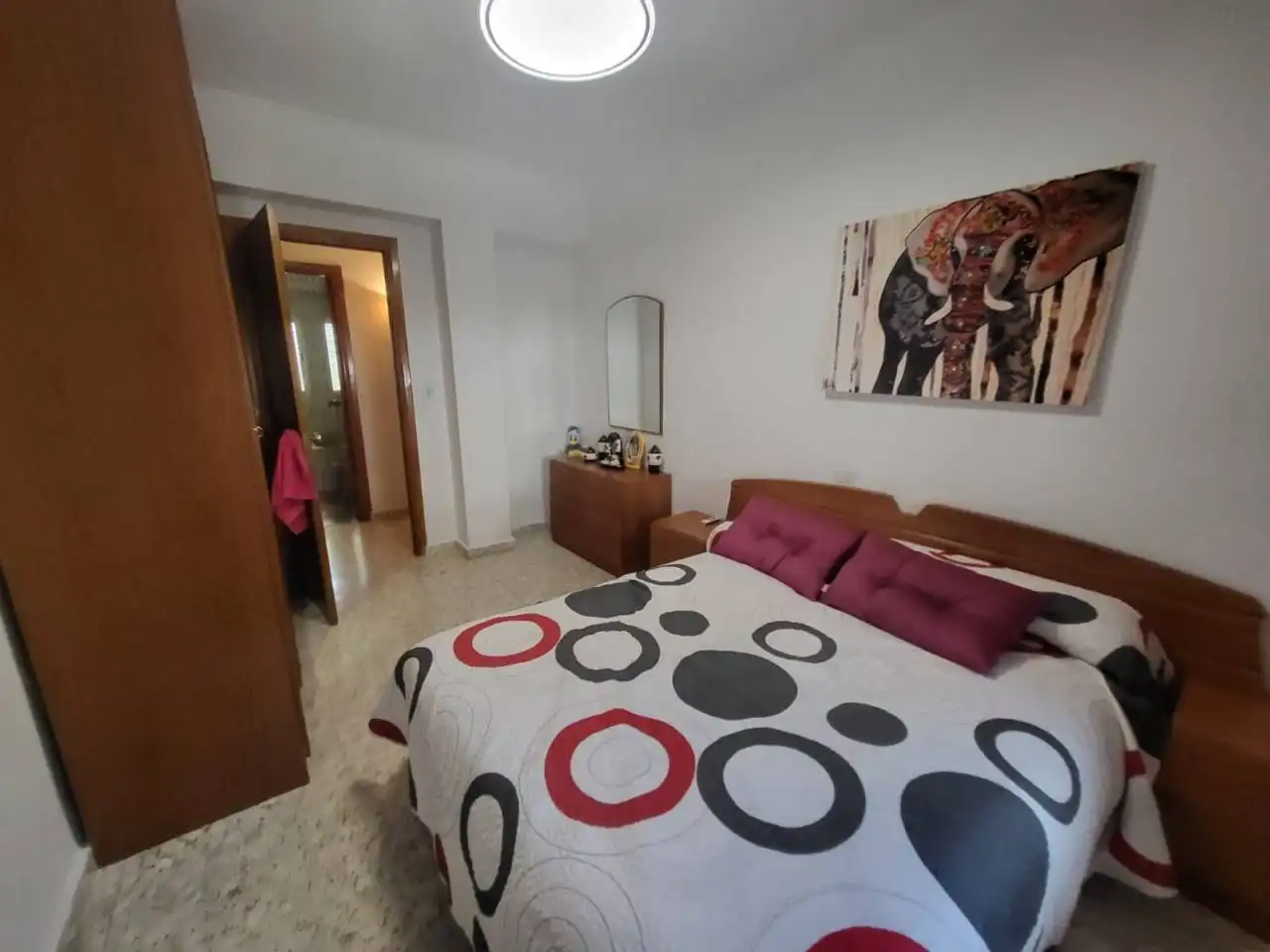 Dormitori de Casa o xalet en venda en Baza amb Calefacció i Terrassa