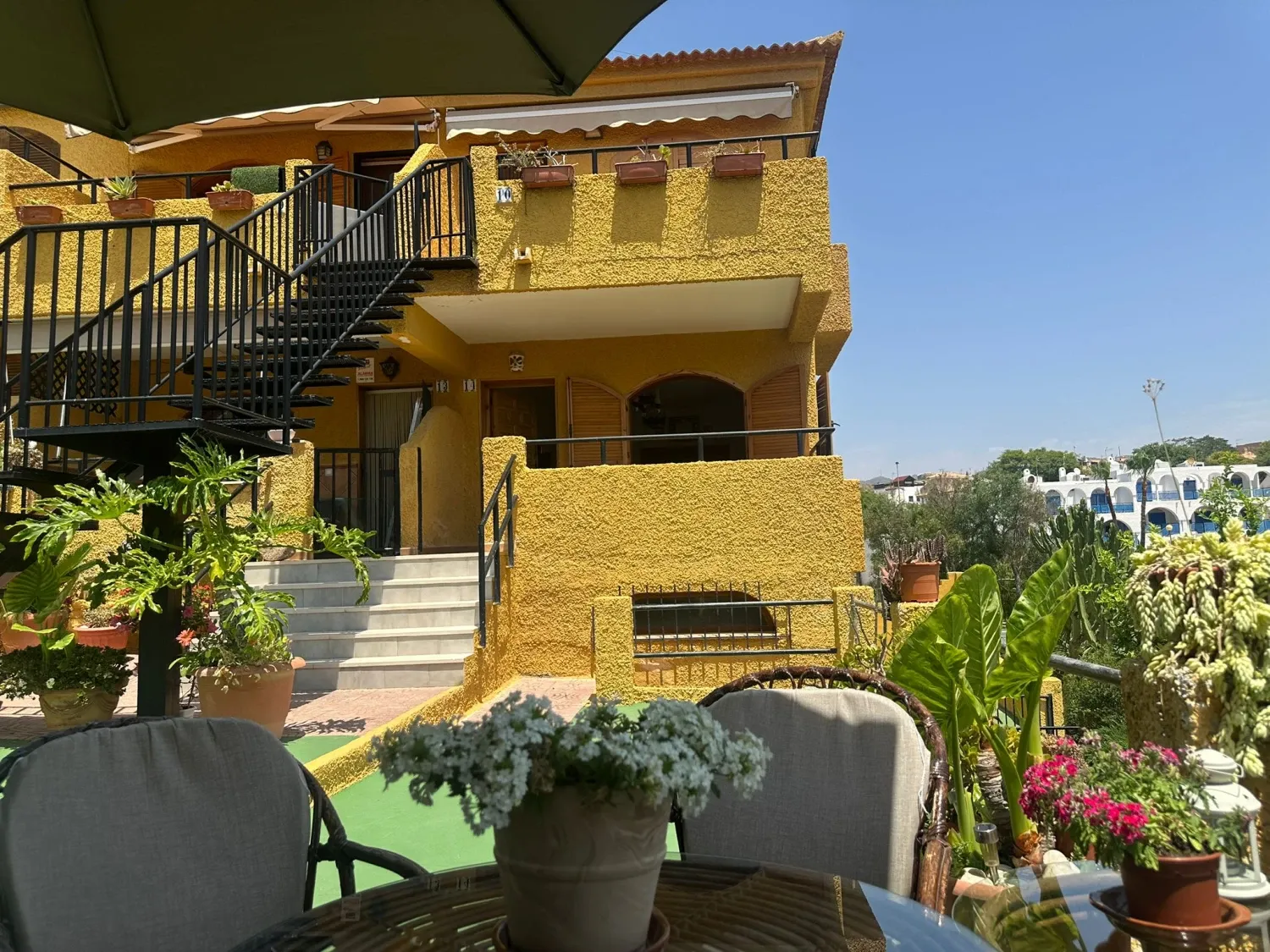 Vista exterior de Casa o xalet de lloguer en Mazarrón amb Terrassa, Moblat i Forn