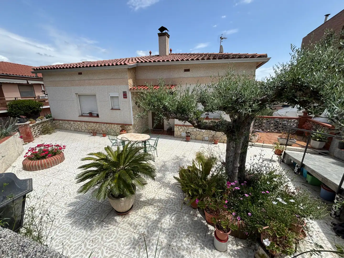 Terraza de Casa o chalet en venta en Sant Esteve Sesrovires con Aire acondicionado, Calefacción y Jardín privado