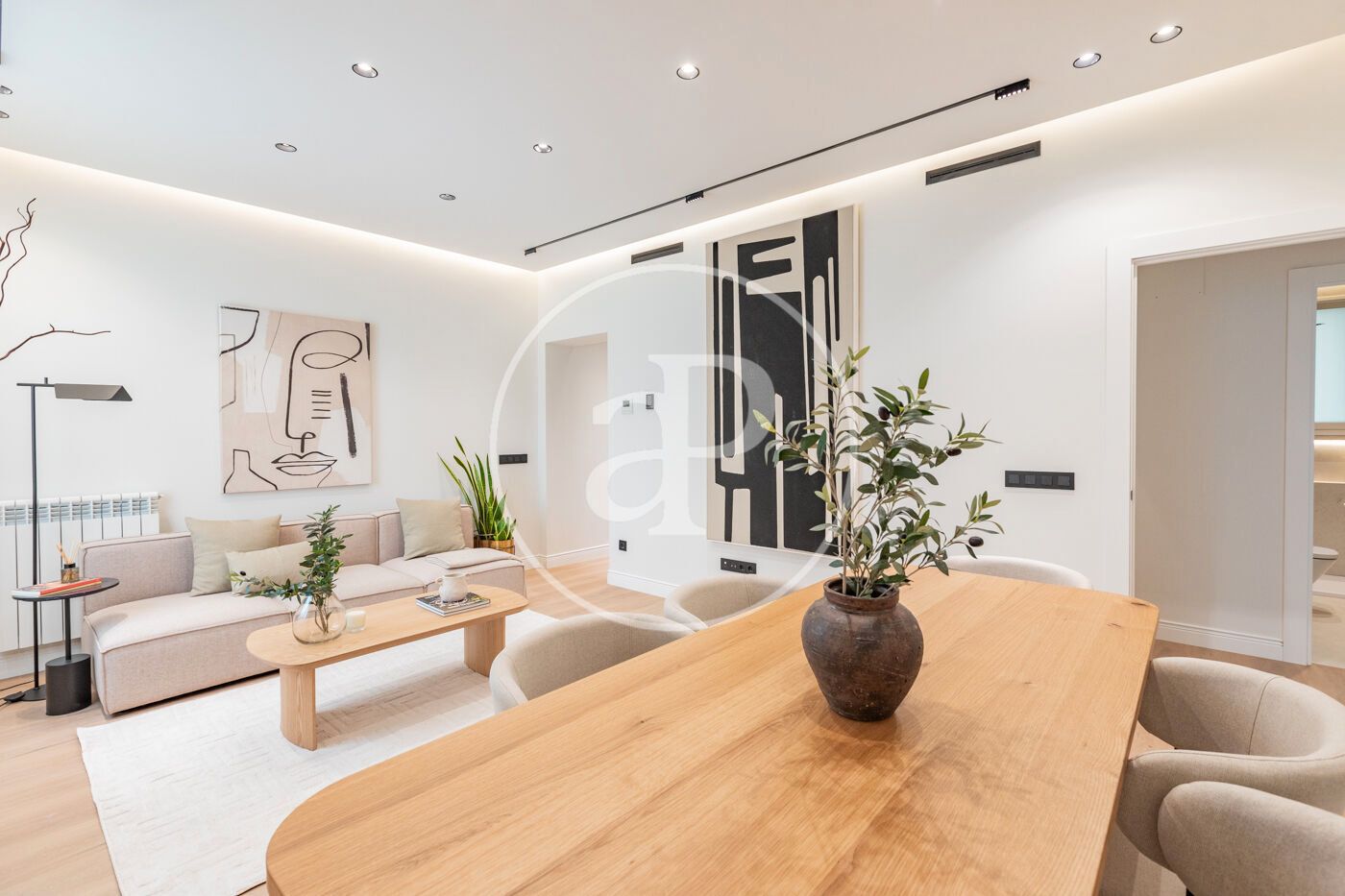 Sala d'estar de Pis en venda en  Madrid Capital amb Aire condicionat i Calefacció