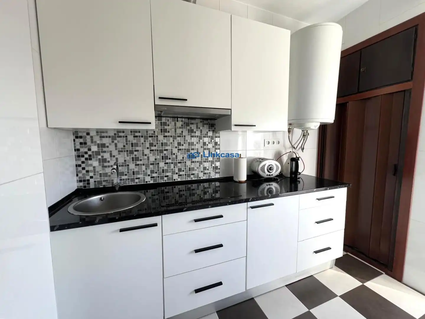 Piso en venta en Calle MAESTRO UGEDO, Escalona