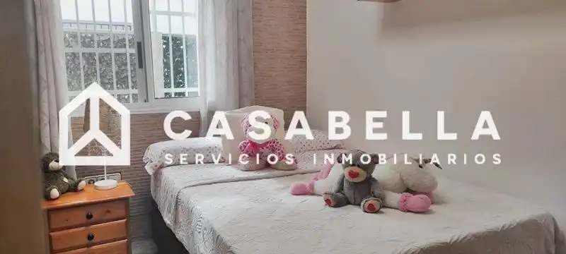 Habitación de Casa o chalet en venta en Paterna con Calefacción, Jardín privado y Terraza