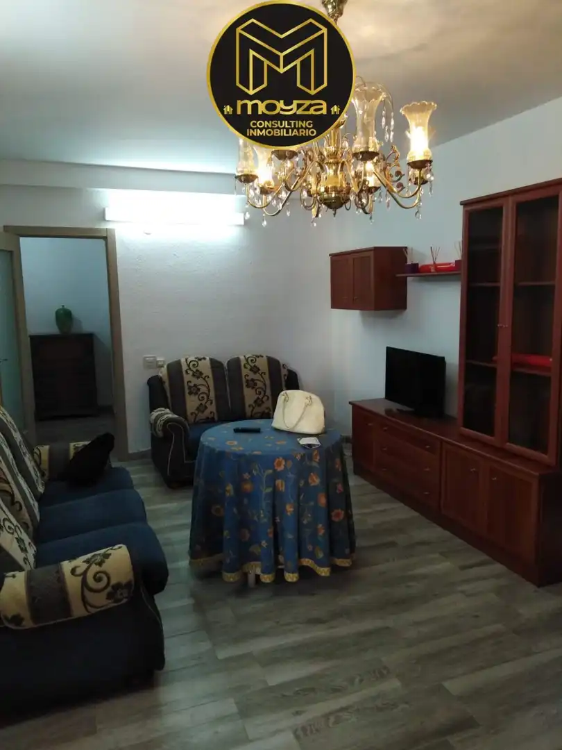 Living room of Flat for rent in  Jaén Capital  with Air Conditioner and Balcony