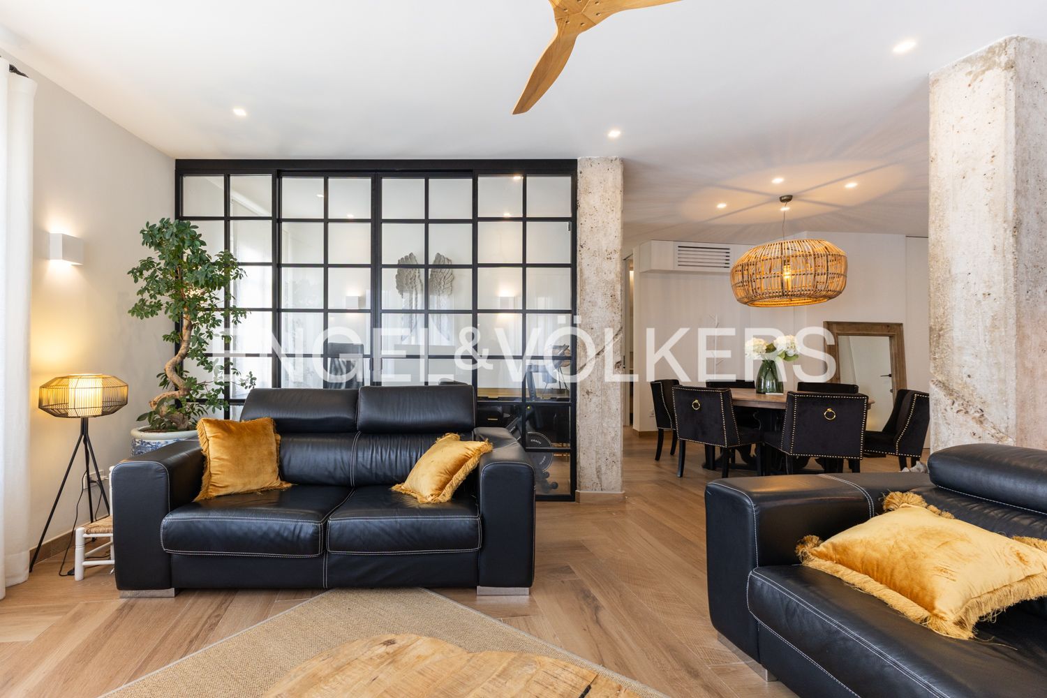 Sala de estar de Apartamento de alquiler en  Valencia Capital con Aire acondicionado, Calefacción y Amueblado