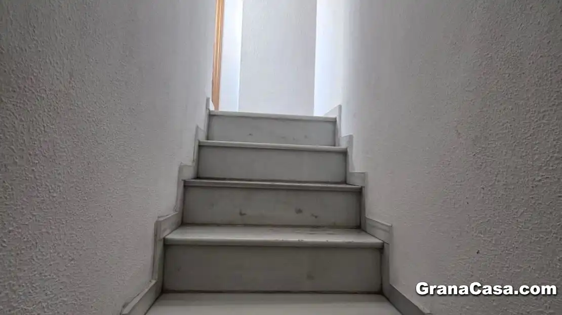 Flat for rent in Granada  with Air Conditioner, Heating and Private garden
