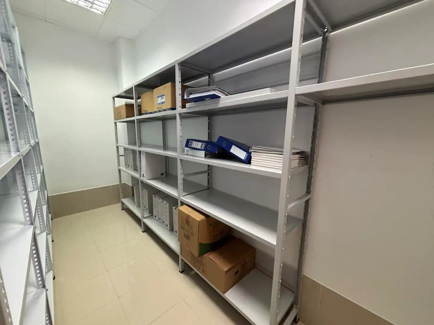Nave industrial en venta en Cabra