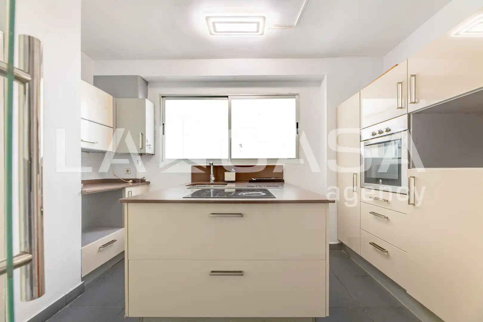 Cocina de Piso en venta en Valencia