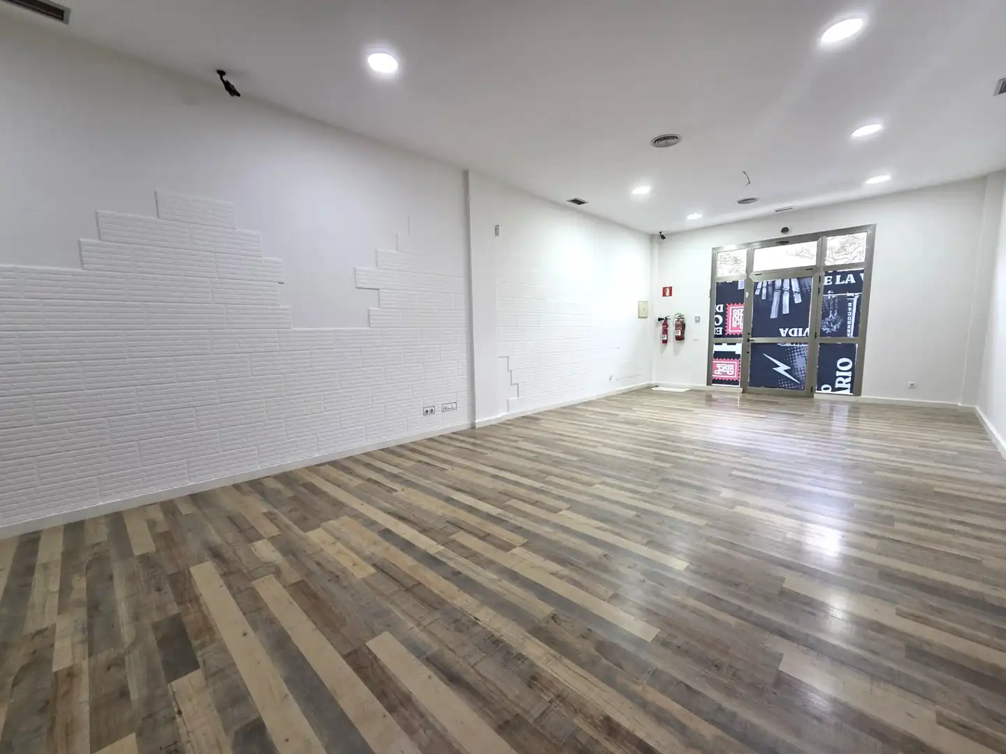 Local de alquiler en Arucas con Aire acondicionado, Parquet y Alarma