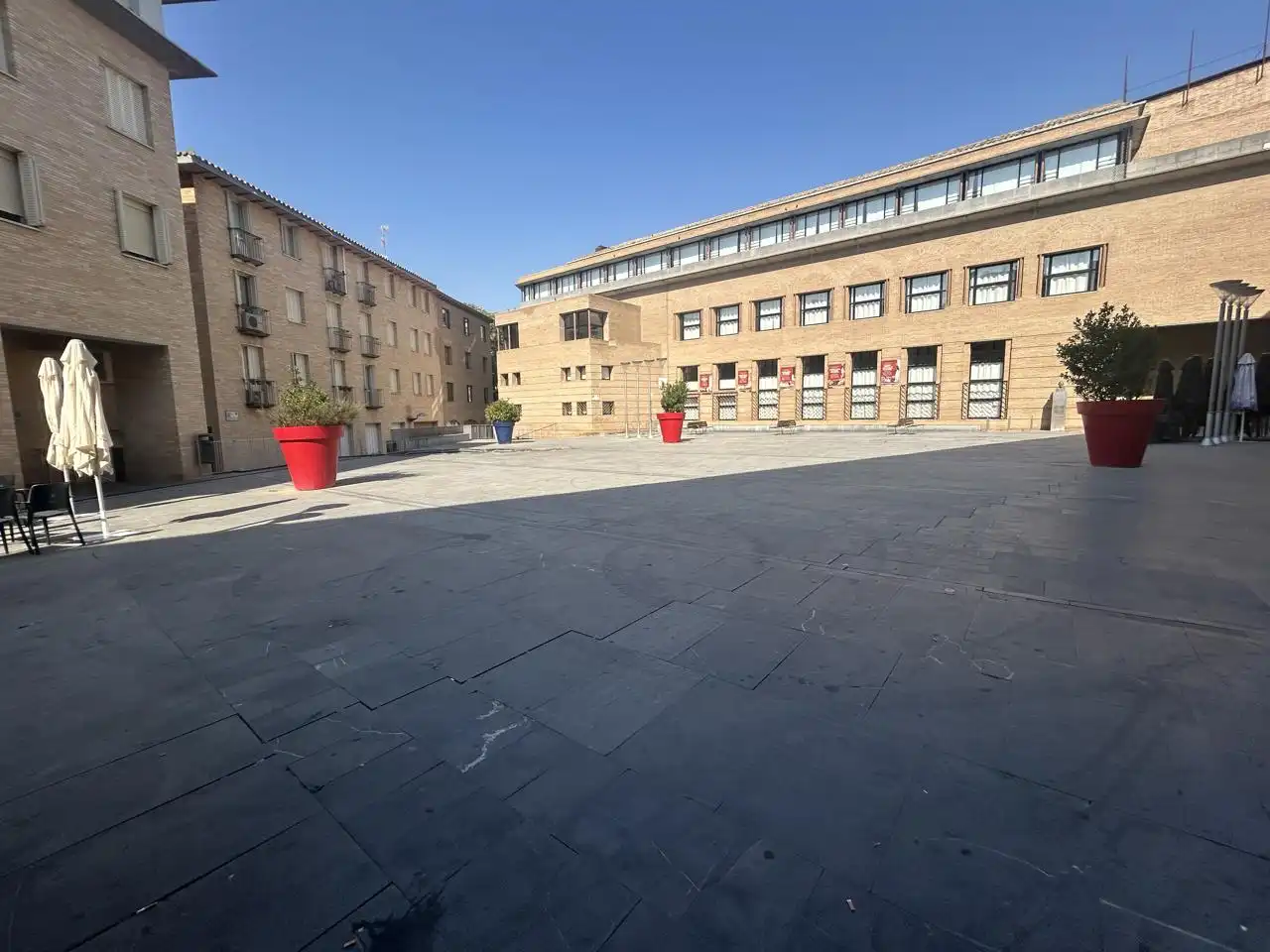 Vista exterior de Casa o xalet en venda en Tudela amb Aire condicionat i Calefacció