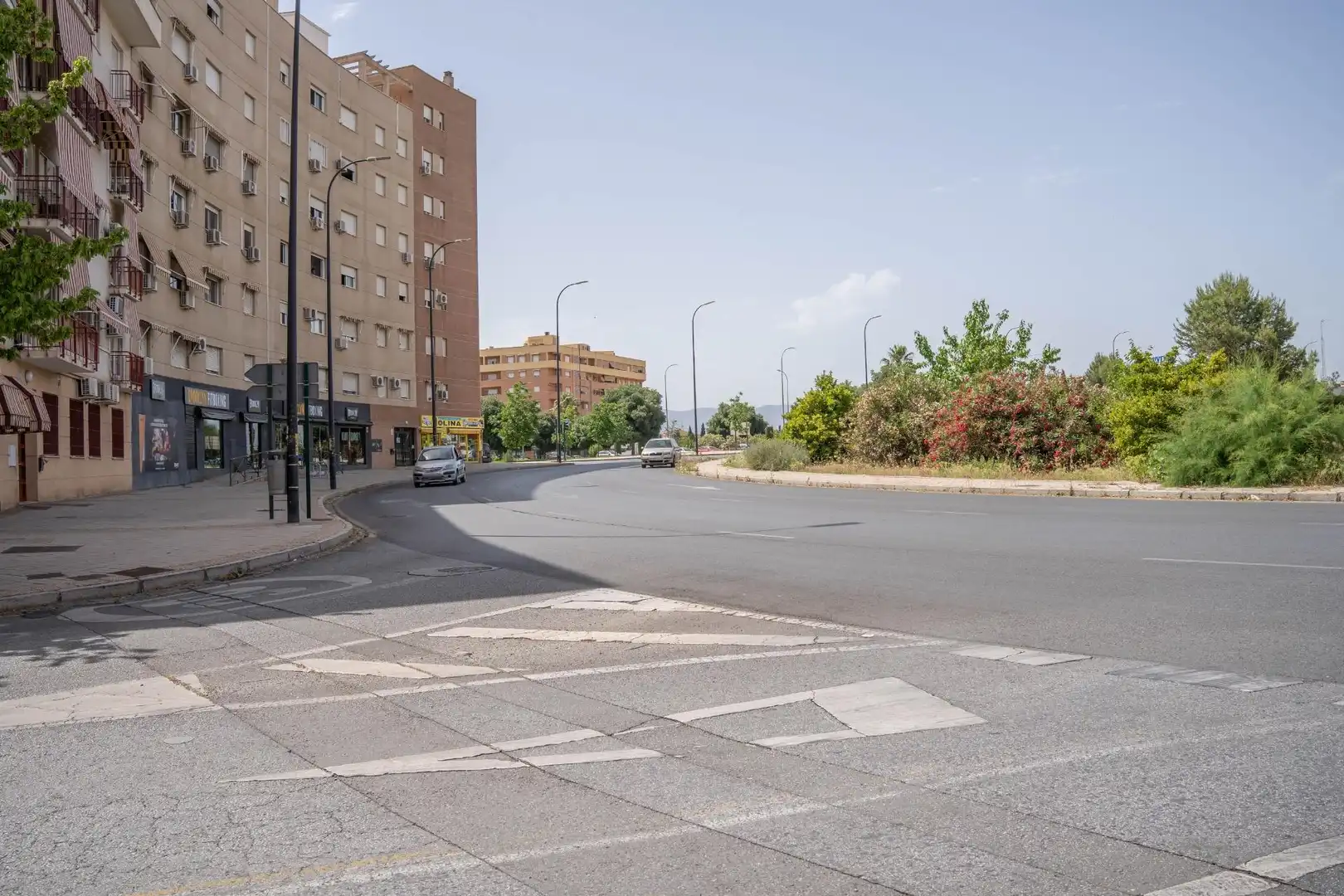 Exterior view of Flat for sale in Granada  with Air Conditioner, Furnished and Balcony