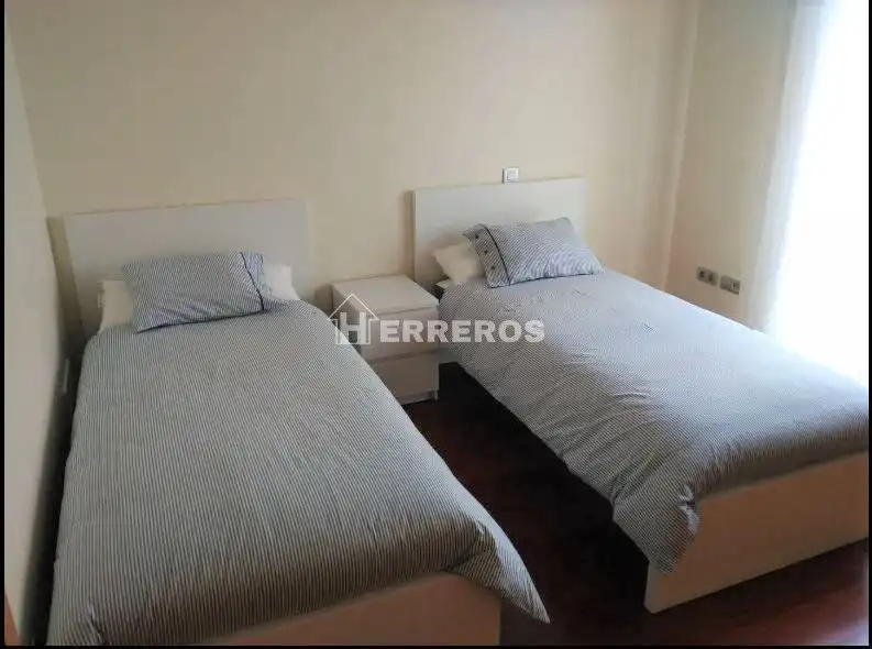 Bedroom of Houses for sale in Navarrete  with Heating, Terrace and Community pool