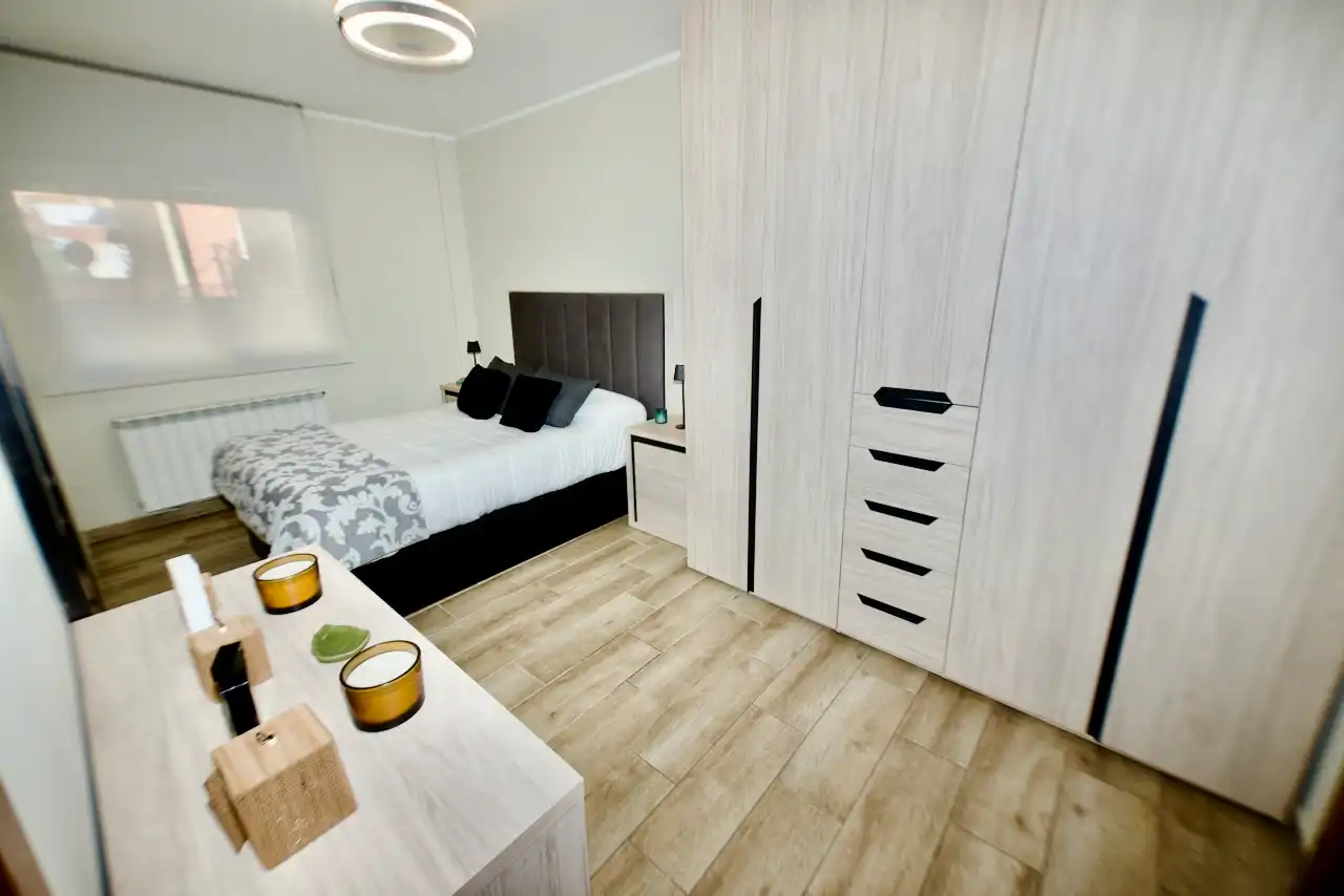Habitación de Planta baja en venta en Terrassa con Aire acondicionado, Calefacción y Parquet