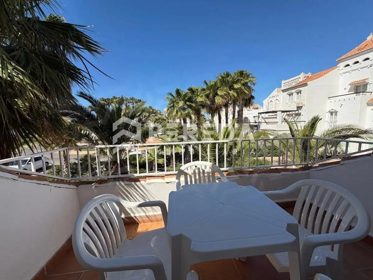 Vista exterior de Apartamento en venta en Roquetas de Mar con Aire acondicionado, Jardín privado y Terraza