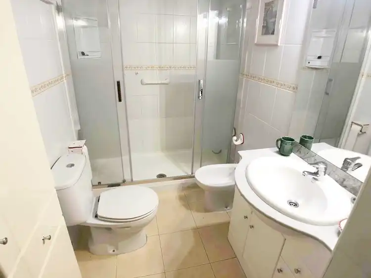 Baño de Piso en venta en Madrid con Aire acondicionado, Calefacción y Parquet