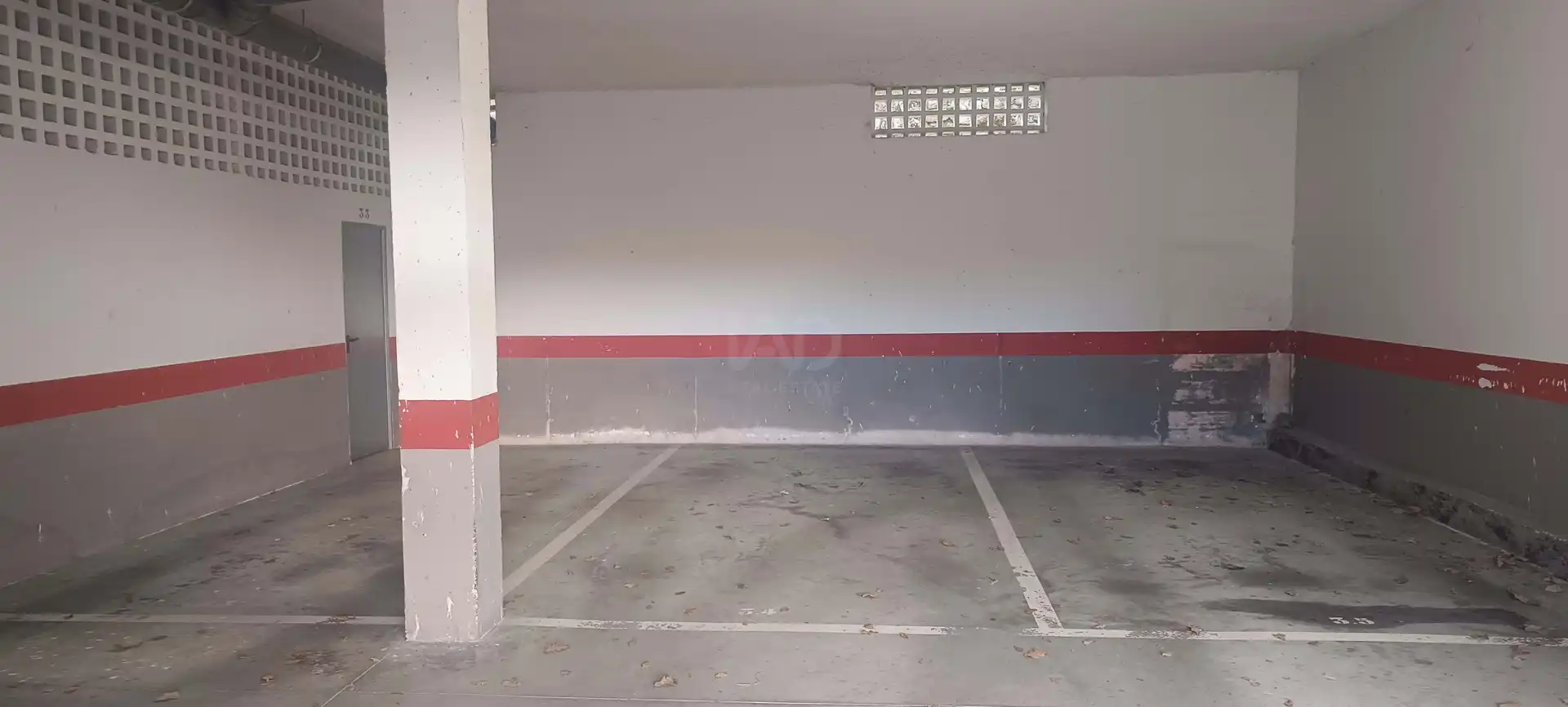 Parkplatz von Dachboden zum Verkauf in Molledo mit Terrasse