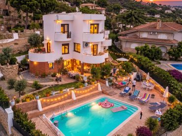 Casa con balcone in vendita a Carrer Formentor