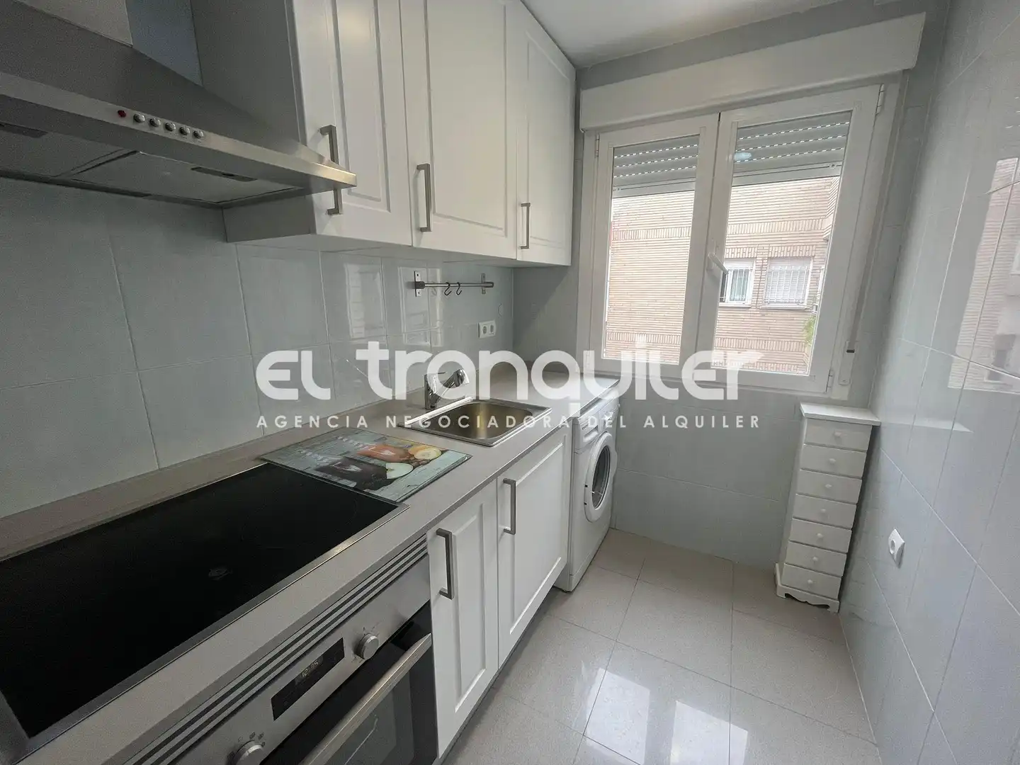 Cuina de Pis de lloguer en Madrid amb Aire condicionat, Parquet i Terrassa
