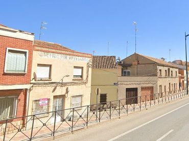 Casa en venda a Calle Mártires 102