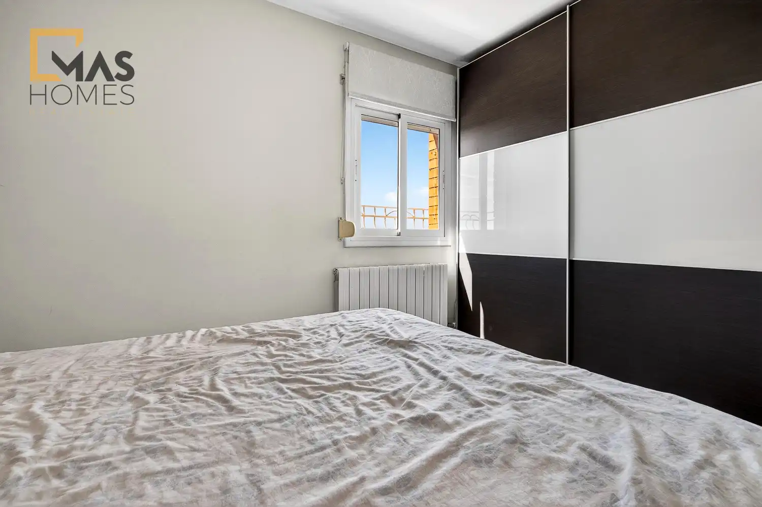 Schlafzimmer von Wohnung zum Verkauf in Terrassa mit Klimaanlage, Heizung und Terrasse