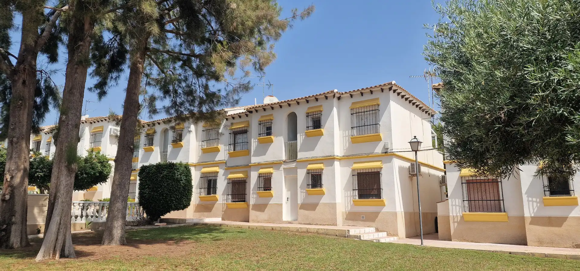 Exterior view of Houses for rent in San Miguel de Salinas  with Air Conditioner, Heating and Private garden