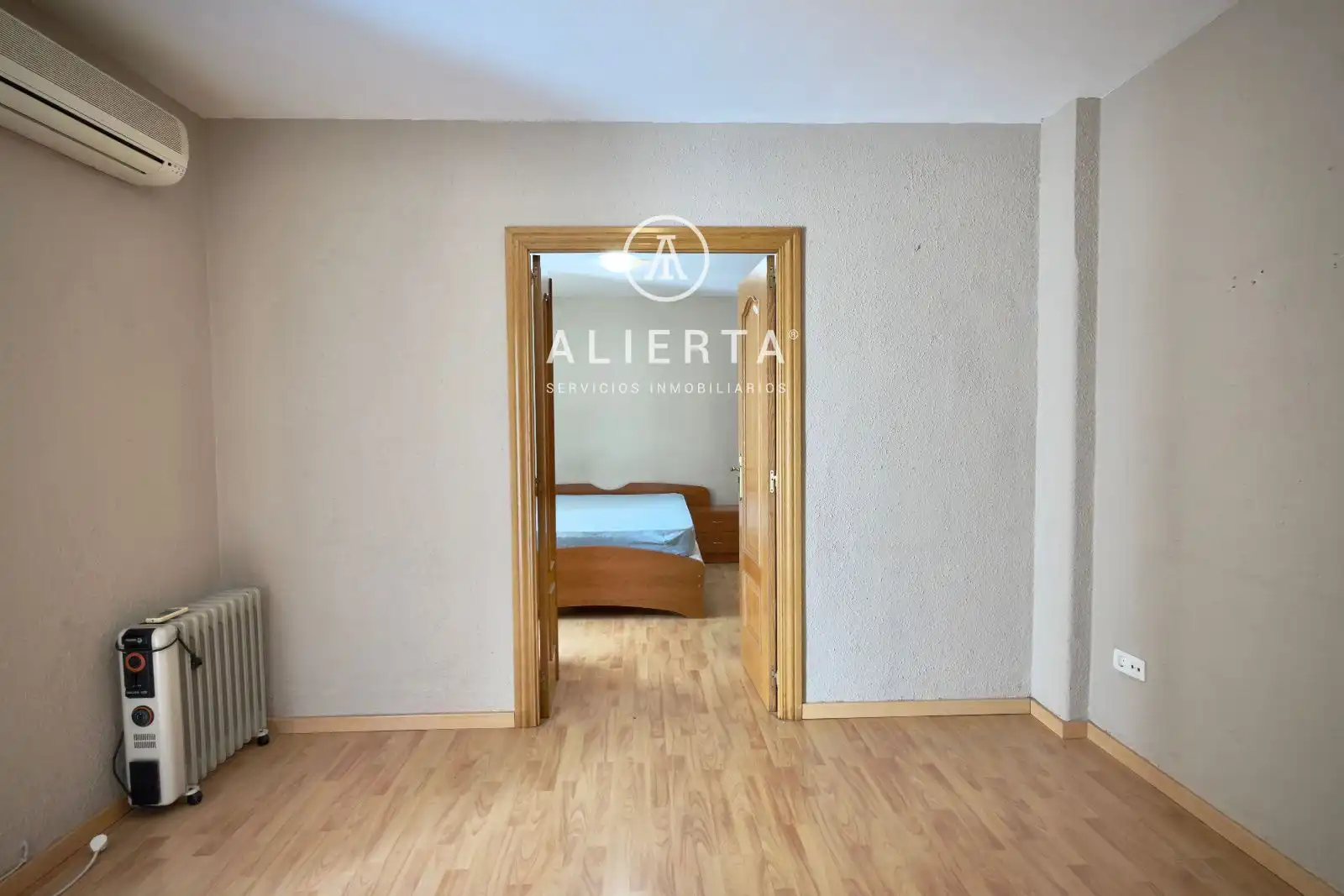 Piso de alquiler en Pizarro, Doctor Cerrada