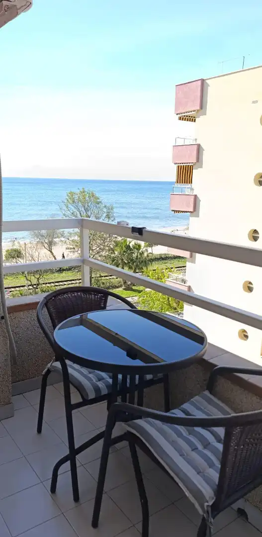 Terrasse von Wohnung zum Verkauf in Pineda de Mar mit Klimaanlage, Heizung und Parkett