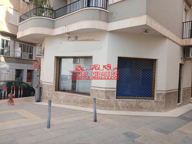 Local comercial en Alquiler en El Castillo