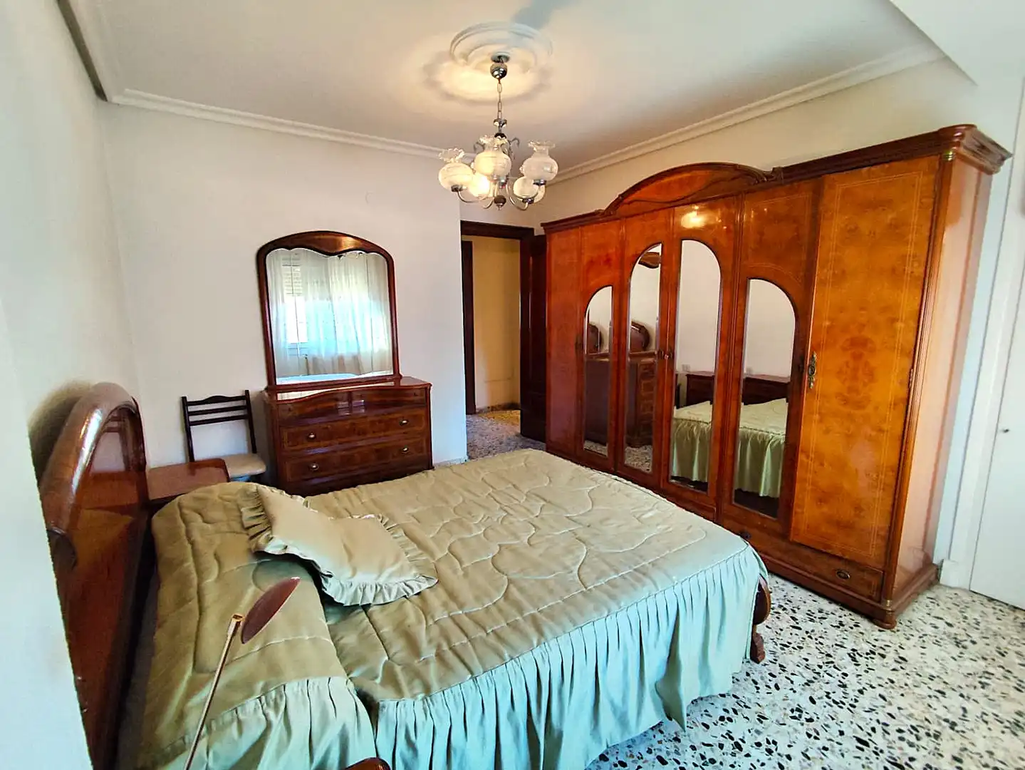 Habitación de Piso en venta en Arnedo con Calefacción, Terraza y Amueblado