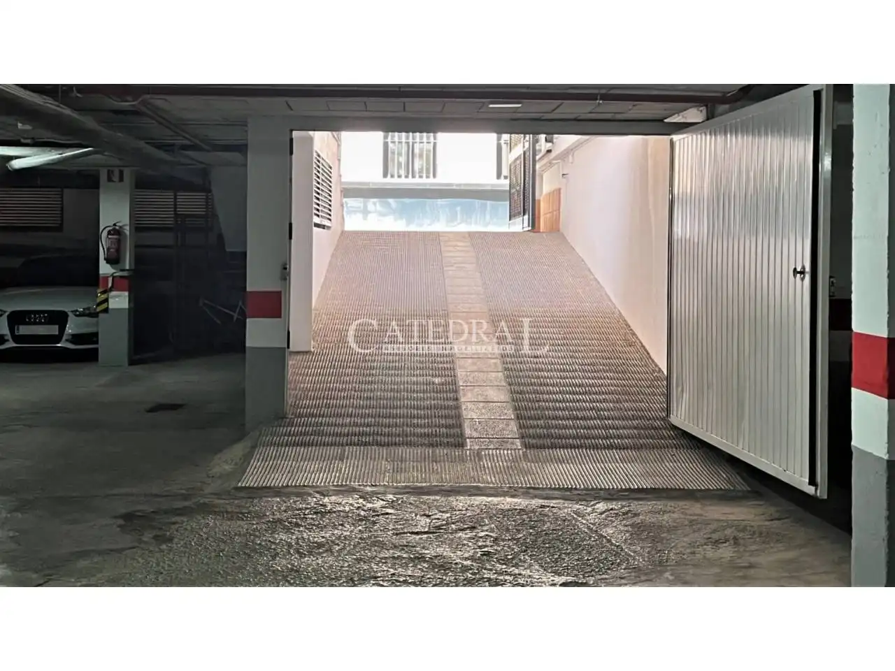 Parking of Garage for rent in Sevilla