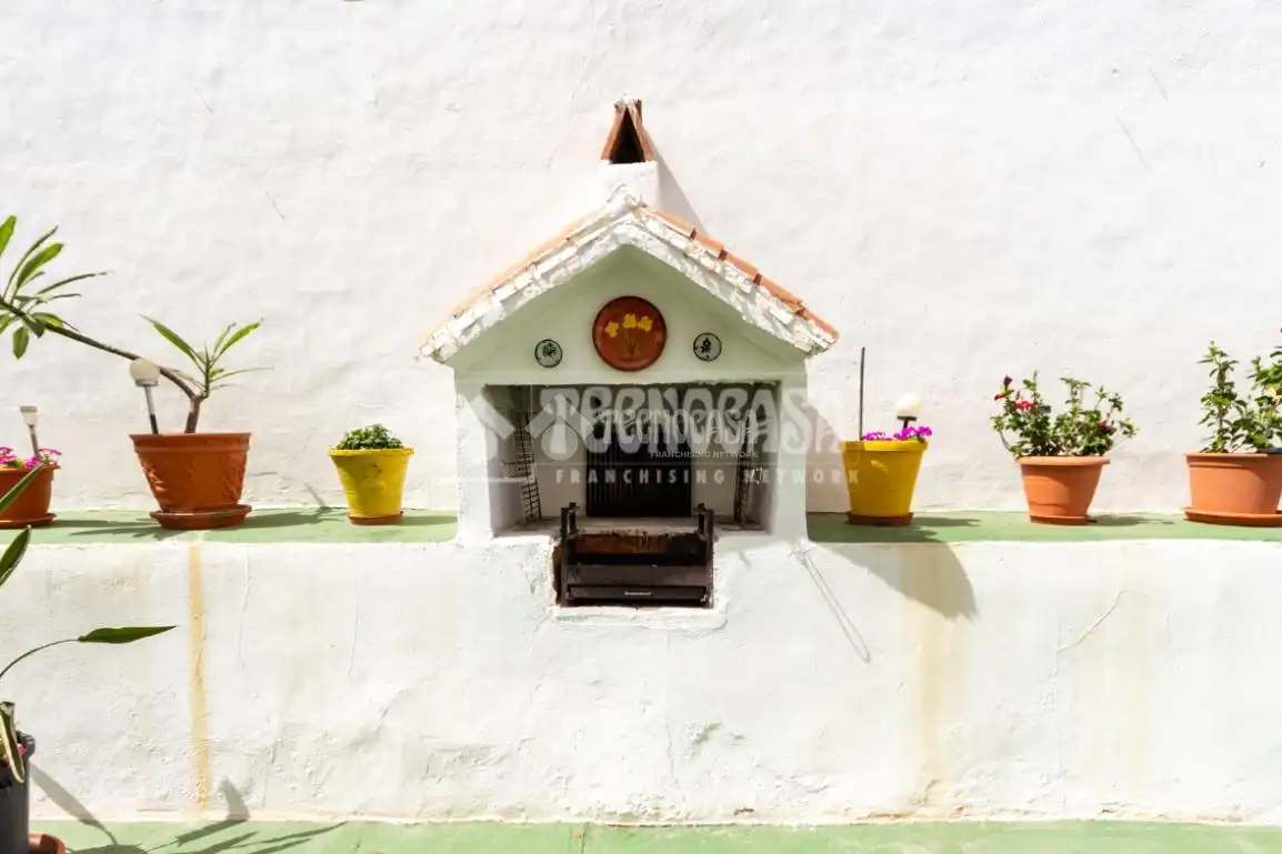 Vista exterior de Pis en venda en Vélez-Málaga amb Terrassa i Piscina comunitària