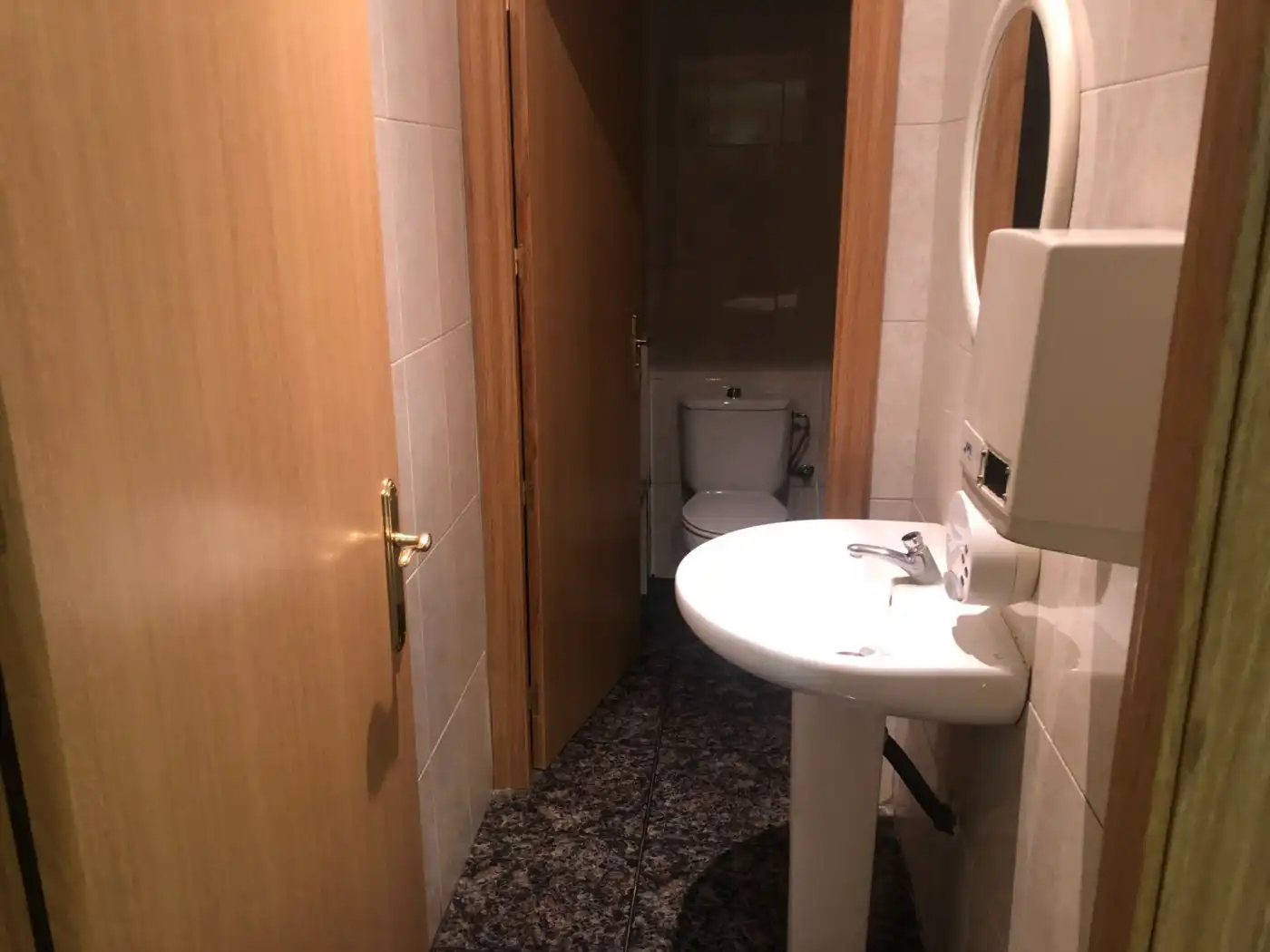 Badezimmer von Haus oder Chalet zum Verkauf in Ivars d'Urgell mit Klimaanlage, Heizung und Balkon
