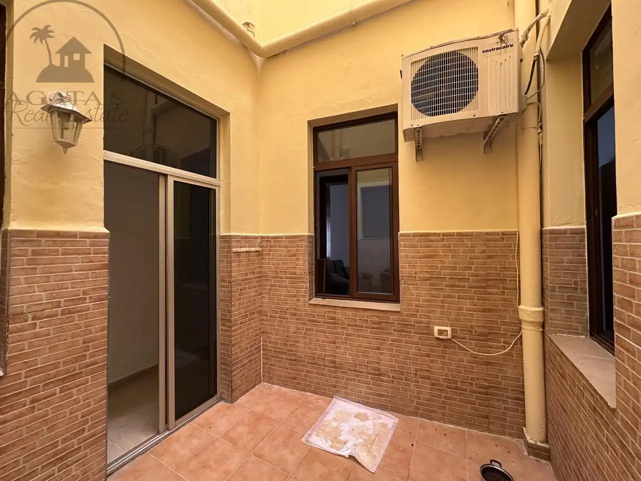 Balcony of Ground floor for sale in Santa Cruz de Tenerife  with Air Conditioner and Furnished