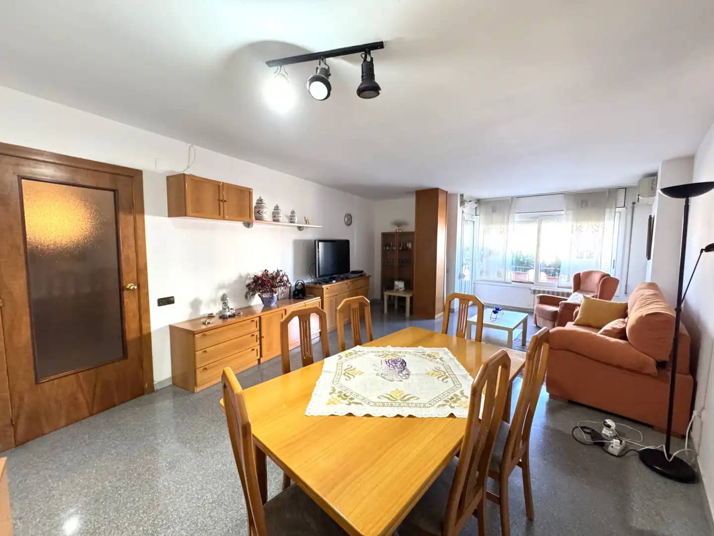 Sala de estar de Piso en venta en Terrassa con Aire acondicionado, Calefacción y Amueblado