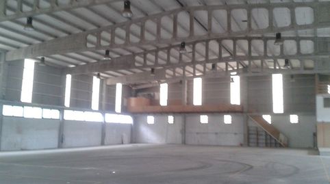 Foto 2 von Fabrikhallen zum Verkauf in Carballo, A Coruña