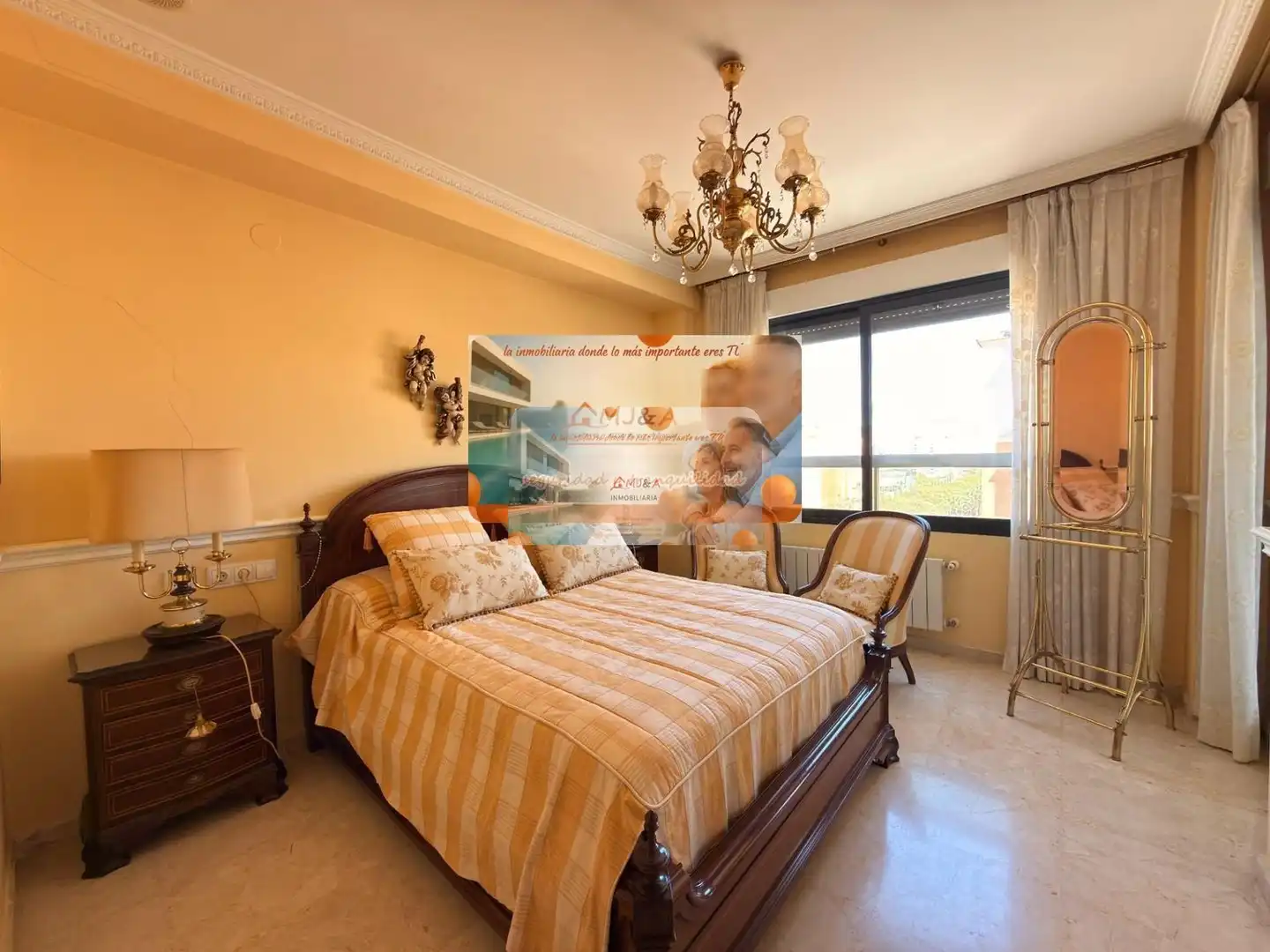 Habitación de Dúplex en venta en Castellón de la Plana / Castelló de la Plana con Calefacción, Parquet y Terraza