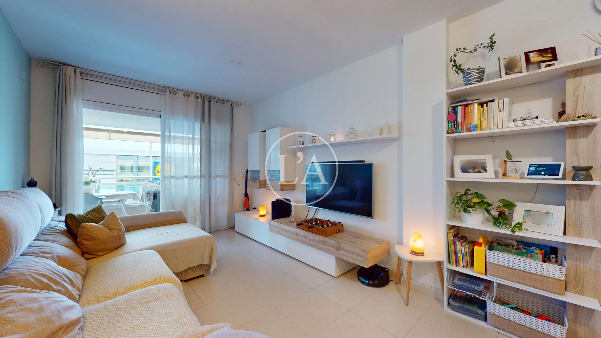 Living room of Flat for sale in Cambrils  with Air Conditioner, Heating and Terrace