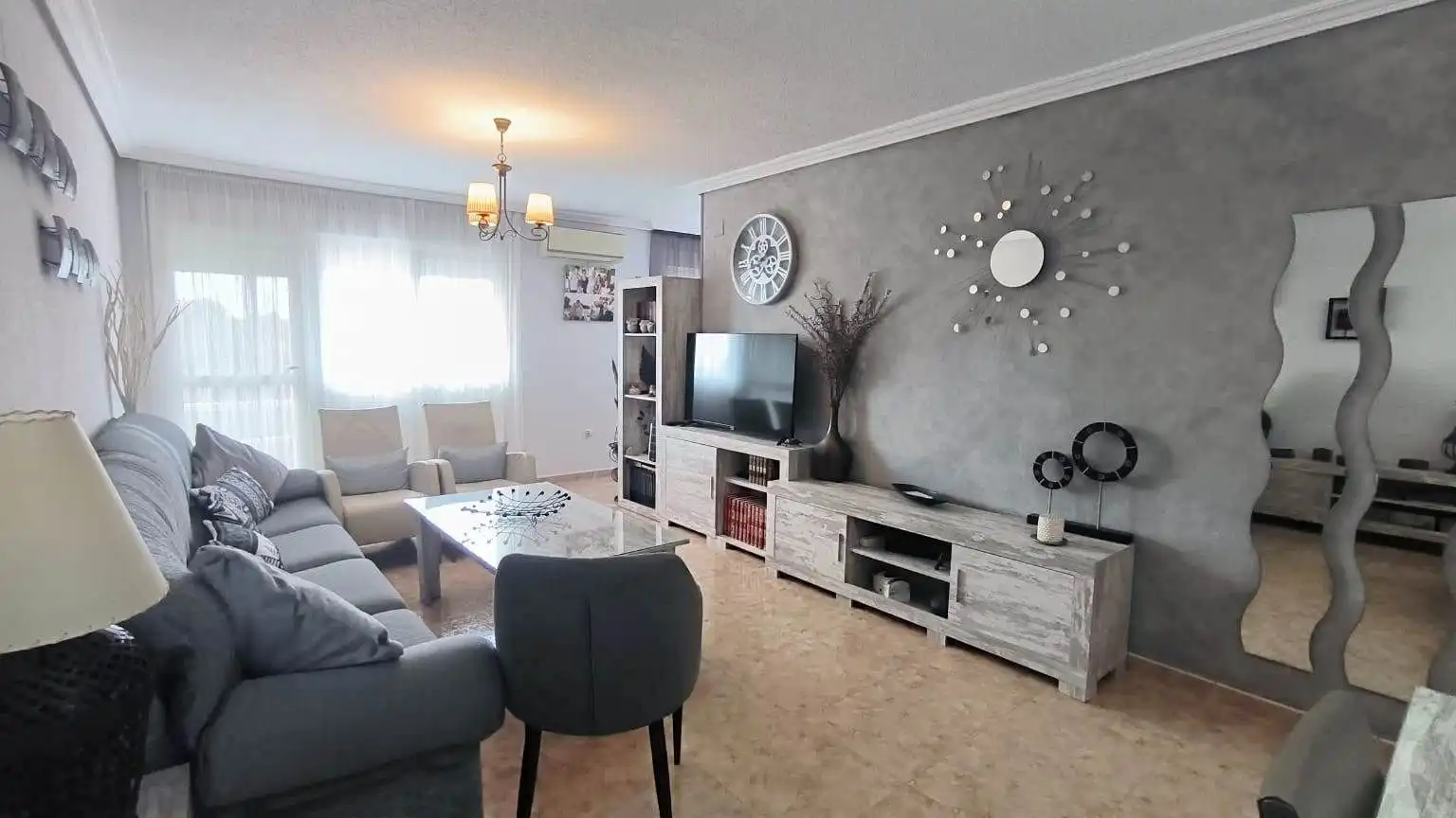 Sala de estar de Casa o chalet en venta en La Nucia con Aire acondicionado, Calefacción y Jardín privado
