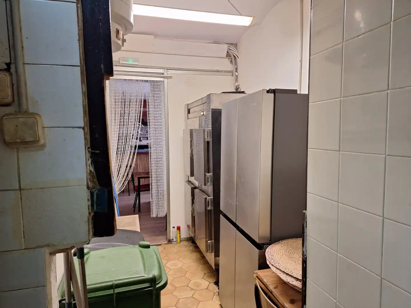 Business premises for transfer in Sants - Montjuïc, imagen 9