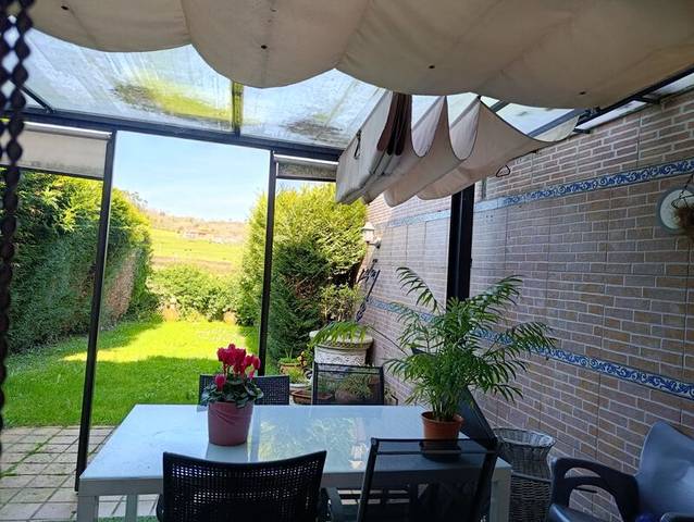 Casa adosada en Venta en Calle la Castañera en Bárcena de Cudón - Gomazo