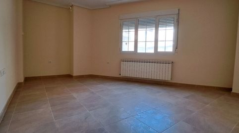 Foto 3 de Piso en venta en Calle Calveros, Carretera de Córdoba - Libertad, Puertollano