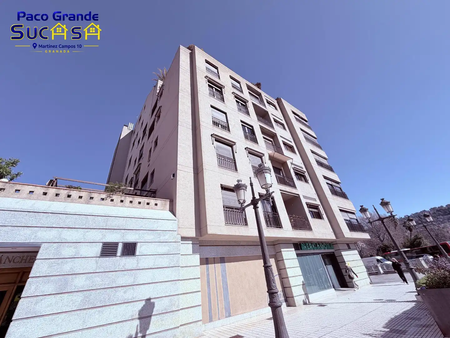 Vista exterior de Apartamento de alquiler en Granada con Calefacción