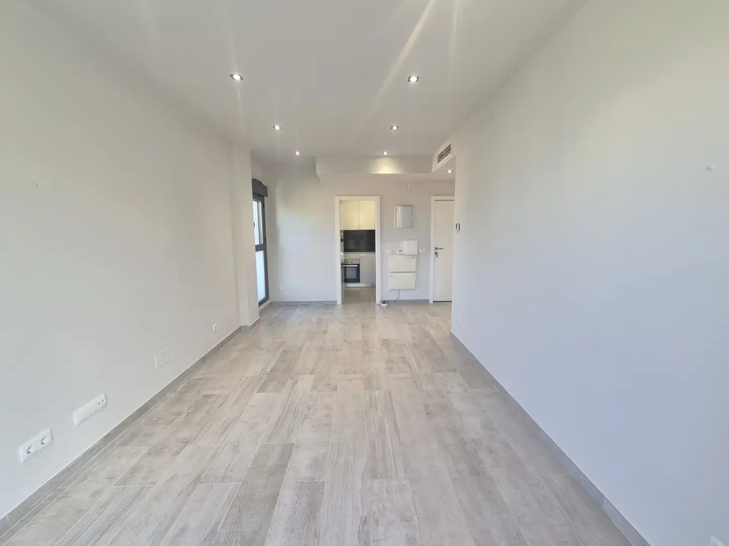 Apartament amb piscina de lloguer a Calle de Protasio Gómez, imagen 3