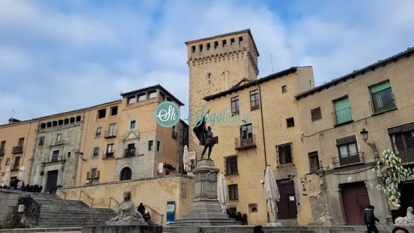 Vista exterior de Piso en venta en Segovia con Calefacción y Balcón