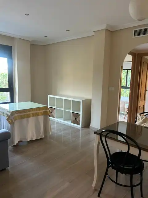 Wohnung zur Miete in Ciudad Jardín - Zoco