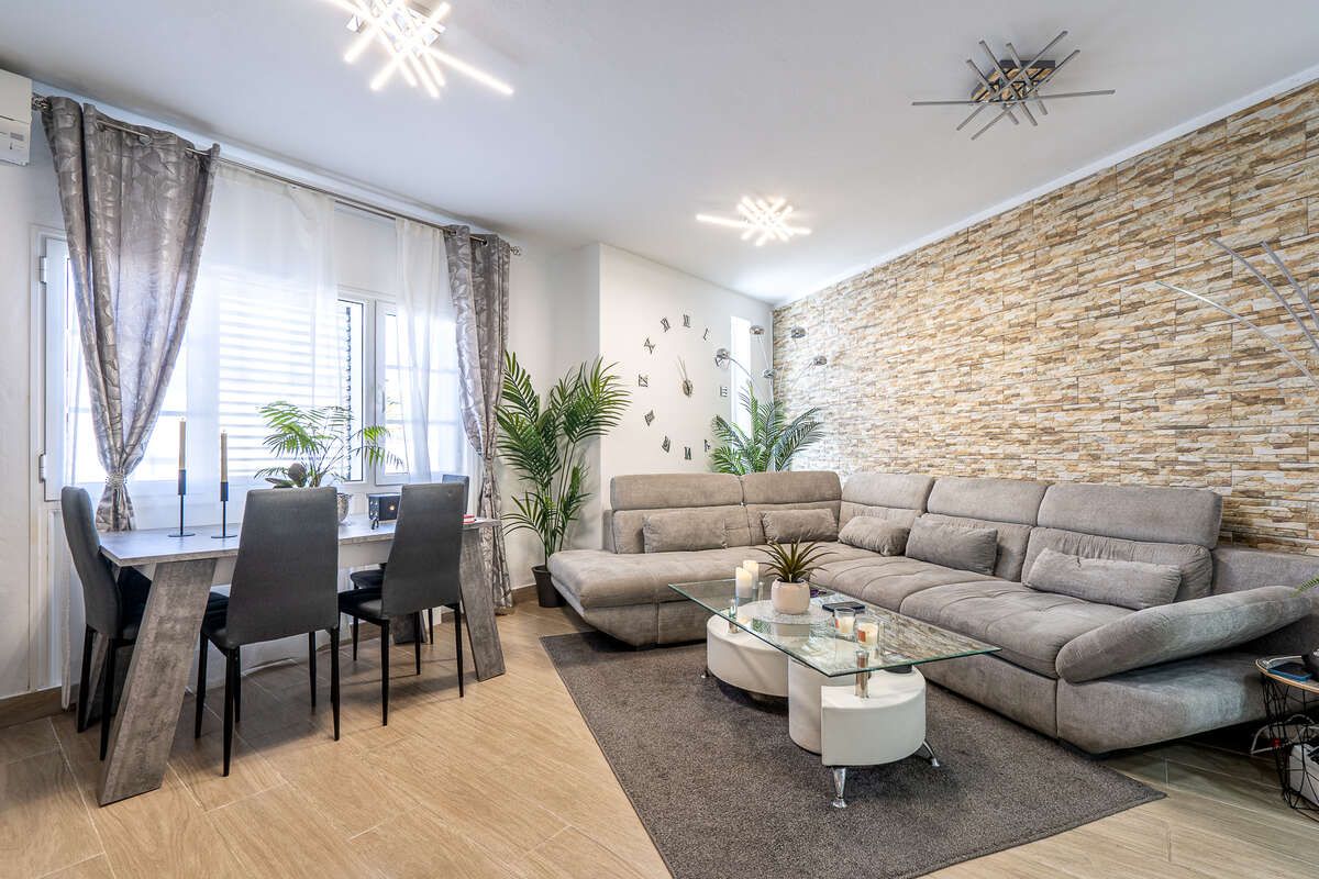 Flat for sale in San Bartolomé pueblo